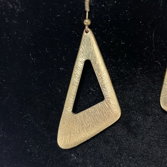 Super Cute Gold Plated Earrings - Picture 2 of 4